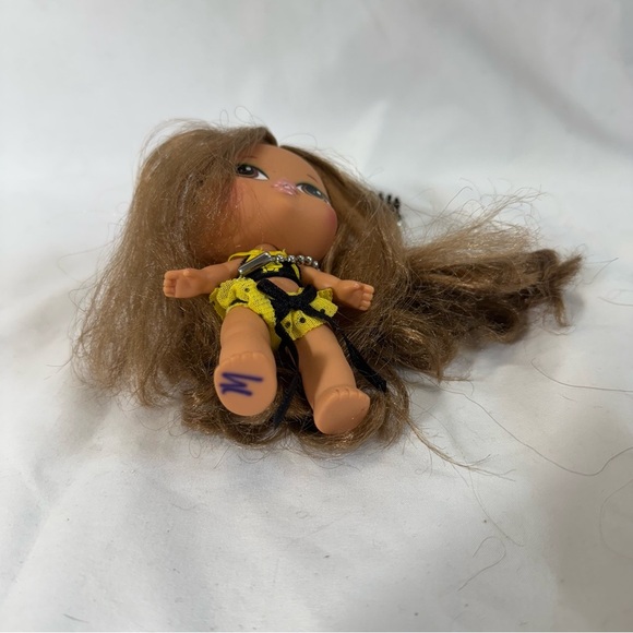 Vintage 2004 Hair Flair Yasmin Doll - Picture 4 of 4